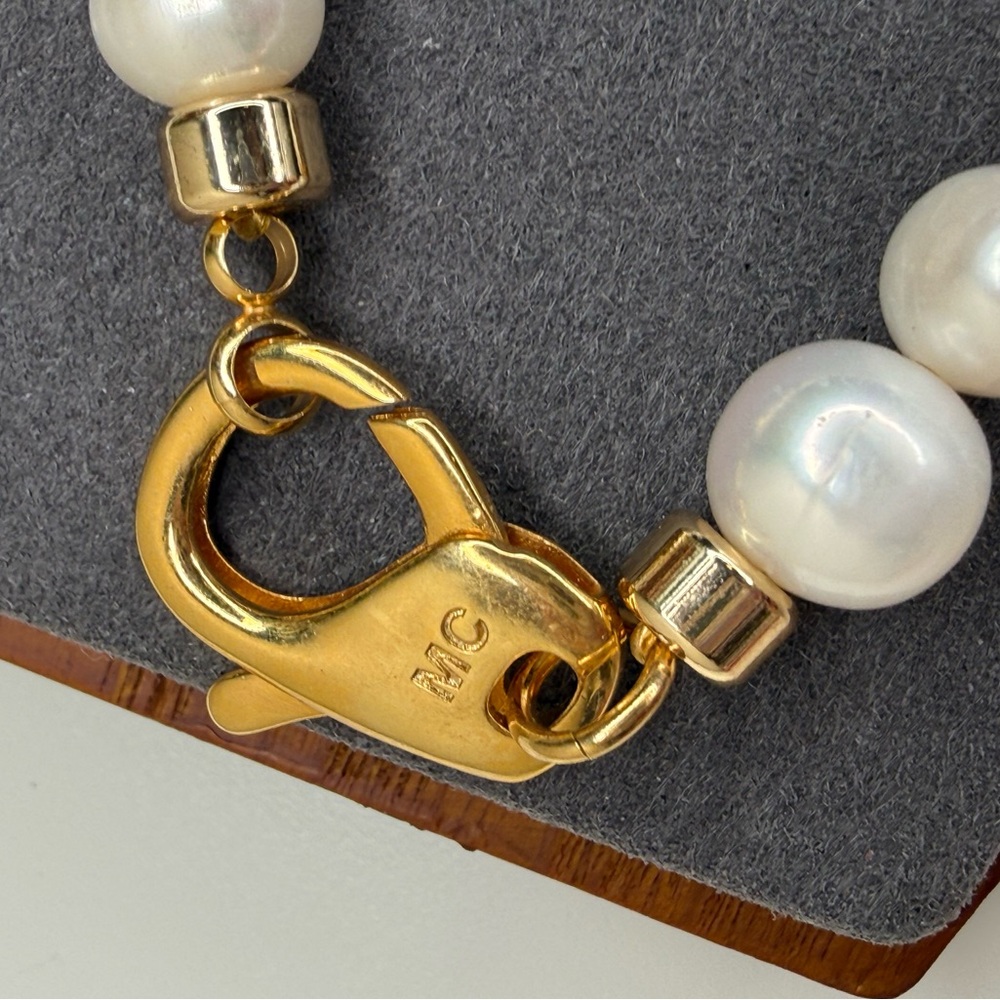 Martha Calvo Pearl Crystal Charm Necklace Gold Multicolor Statement 18” - Picture 8 of 9